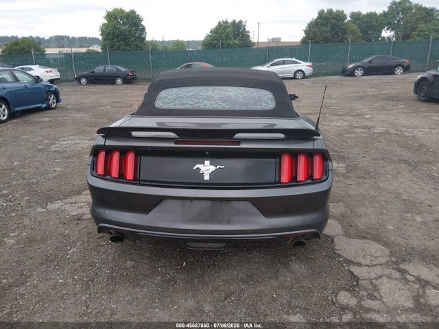 1FATP8EMXF5423138 Ford Mustang V6