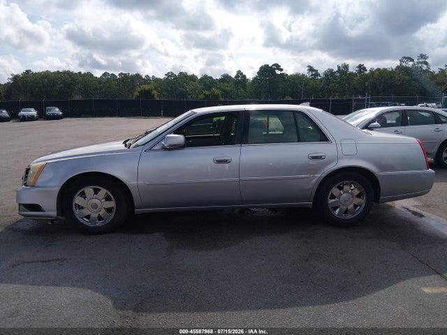 45587968 :رقم المزاد ، 1G6KA5EY2AU124737 vin ، 2010 Cadillac Dts 1sa مزاد بيع