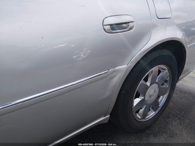 45587968 :رقم المزاد ، 1G6KA5EY2AU124737 vin ، 2010 Cadillac Dts 1sa مزاد بيع