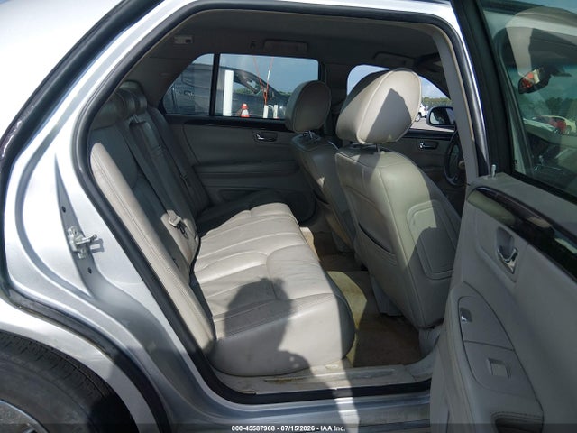 45587968 :رقم المزاد ، 1G6KA5EY2AU124737 vin ، 2010 Cadillac Dts 1sa مزاد بيع