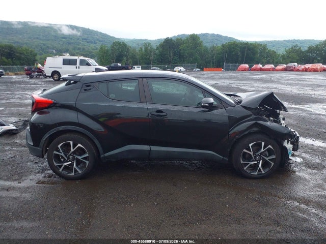 45588010 :رقم المزاد ، NMTKHMBXXJR014617 vin ، 2018 Toyota C-hr Xle مزاد بيع