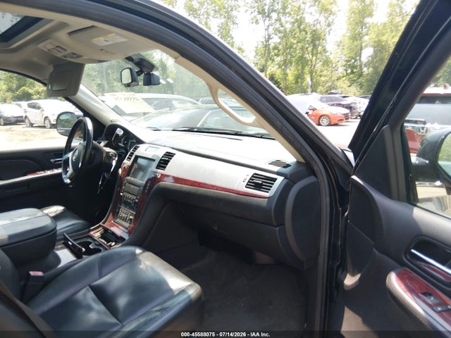 45588075 :رقم المزاد ، 1GYFK23239R265284 vin ، 2009 Cadillac Escalade Standard مزاد بيع