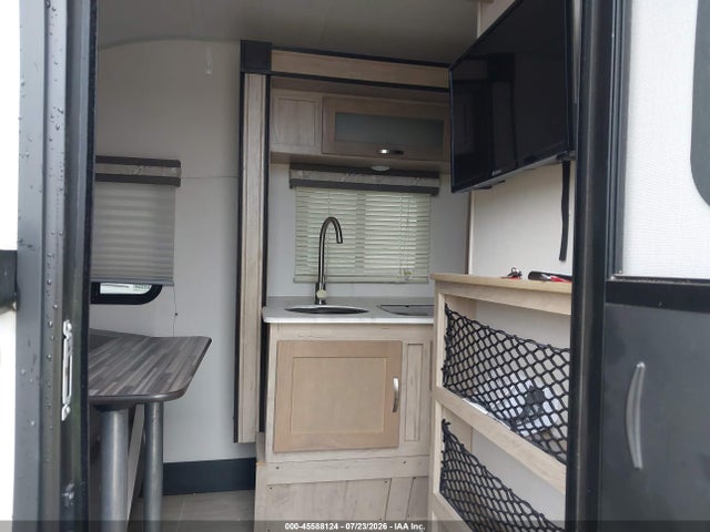 Forest River R-pod 2019 4X4TRPU14KB021904 Image 5