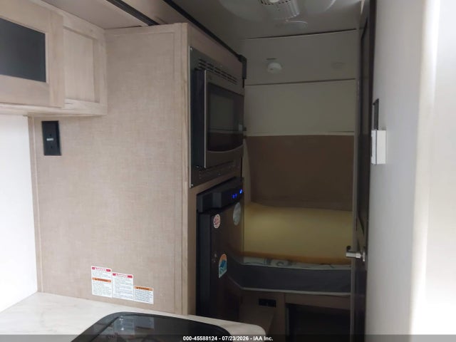 Forest River R-pod 2019 4X4TRPU14KB021904 Image 8