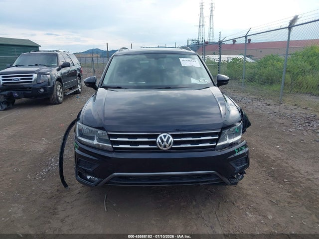 2018 Volkswagen Tiguan 2.0t Se/2.0t Sel მანქანა იყიდება აუქციონზე, vin: 3VV2B7AX8JM024098, აუქციონის ნომერი: 45588182