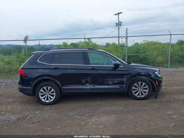 2018 Volkswagen Tiguan 2.0t Se/2.0t Sel მანქანა იყიდება აუქციონზე, vin: 3VV2B7AX8JM024098, აუქციონის ნომერი: 45588182