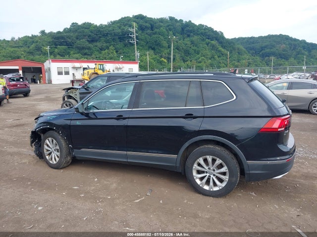 2018 Volkswagen Tiguan 2.0t Se/2.0t Sel მანქანა იყიდება აუქციონზე, vin: 3VV2B7AX8JM024098, აუქციონის ნომერი: 45588182
