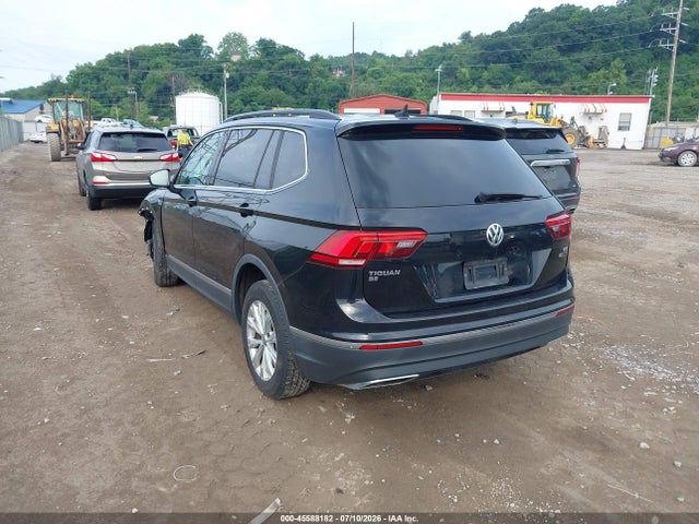 2018 Volkswagen Tiguan 2.0t Se/2.0t Sel მანქანა იყიდება აუქციონზე, vin: 3VV2B7AX8JM024098, აუქციონის ნომერი: 45588182