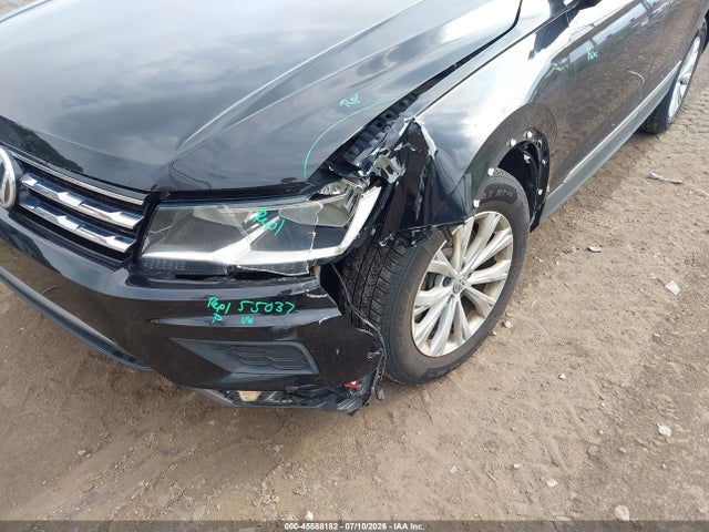 2018 Volkswagen Tiguan 2.0t Se/2.0t Sel მანქანა იყიდება აუქციონზე, vin: 3VV2B7AX8JM024098, აუქციონის ნომერი: 45588182