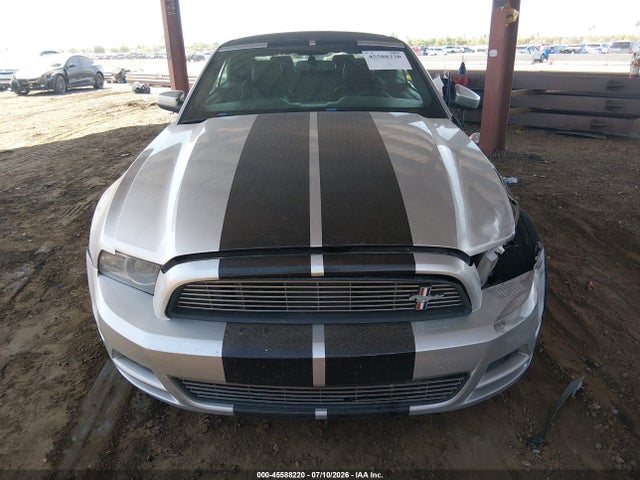 Продаж на аукціоні авто 2014 Ford Mustang V6 Premium, vin: 1ZVBP8EM2E5254959, номер лоту: 45588220
