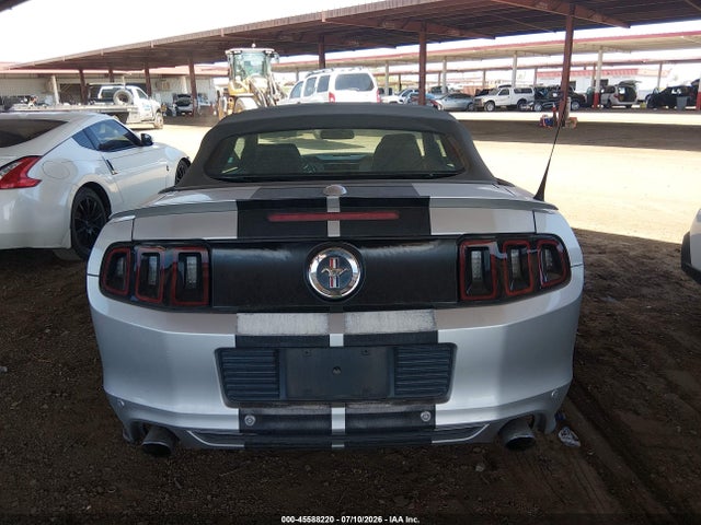 Продаж на аукціоні авто 2014 Ford Mustang V6 Premium, vin: 1ZVBP8EM2E5254959, номер лоту: 45588220