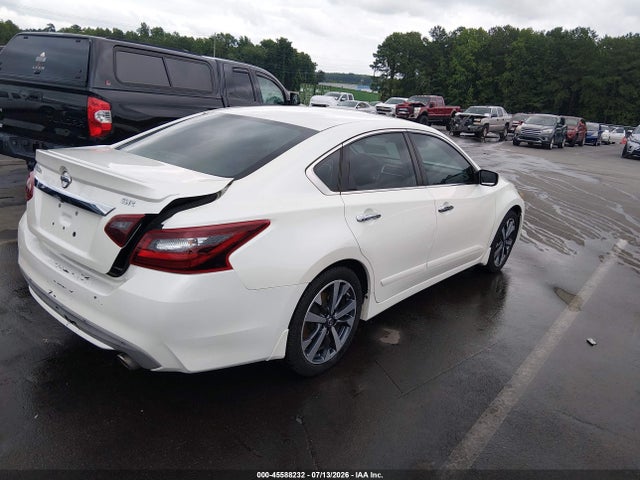 45588232 :رقم المزاد ، 1N4AL3AP4HC298352 vin ، 2017 Nissan Altima 2.5 Sr مزاد بيع