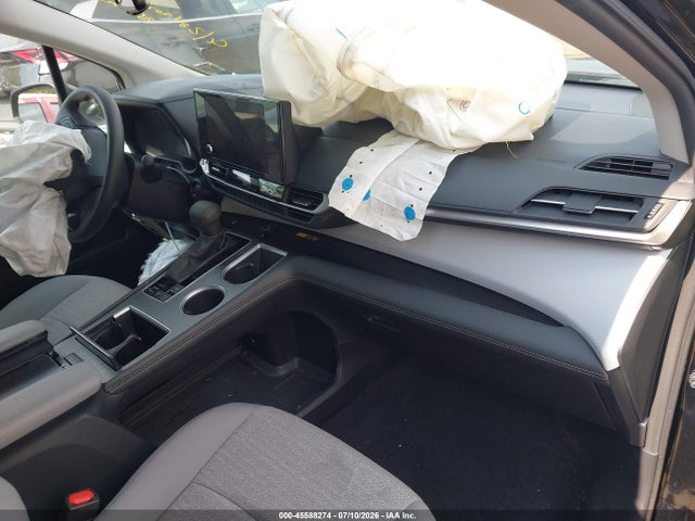2026 Toyota Sienna Le მანქანა იყიდება აუქციონზე, vin: 5TDKSKFC4TS244879, აუქციონის ნომერი: 45588274