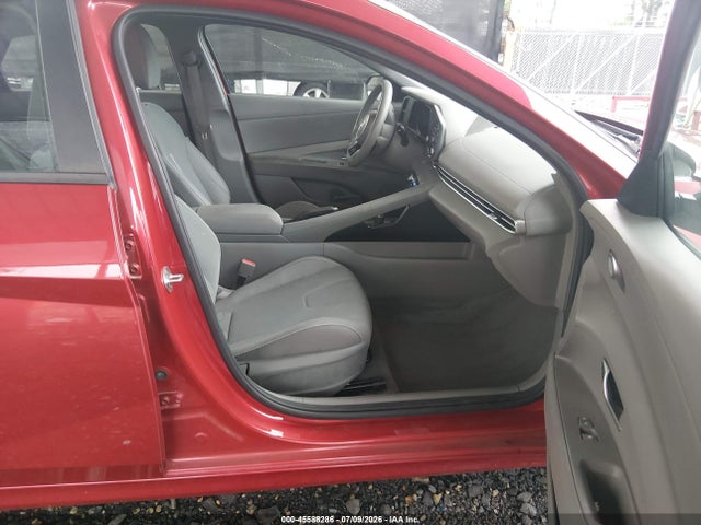 Продаж на аукціоні авто 2022 Hyundai Elantra Sel, vin: 5NPLM4AG1NH075174, номер лоту: 45588286