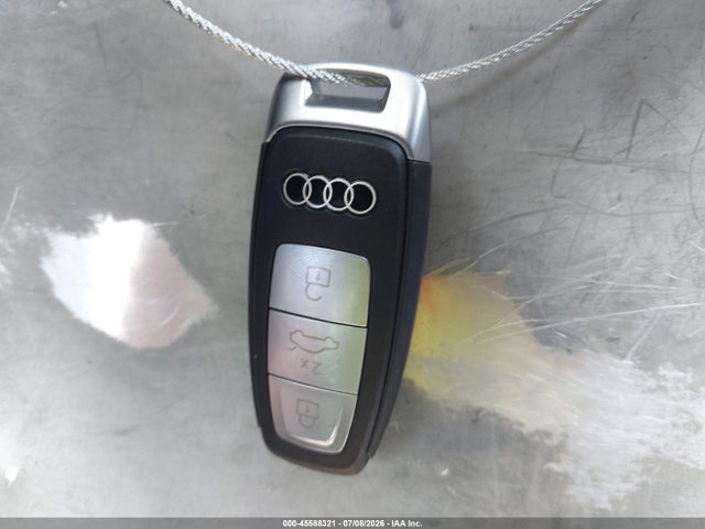 Продаж на аукціоні авто 2025 Audi A3 Premium Plus 40 Tfsi Quattro S Tronic, vin: WAUHUDGY3SA077823, номер лоту: 45588321