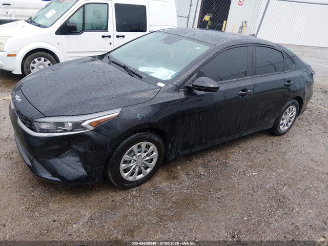 45588349 :رقم المزاد ، 3KPF24AD6PE588999 vin ، 2023 Kia Forte Lx مزاد بيع