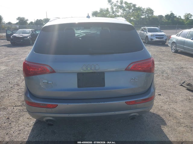 2010 Audi Q5 3.2 Premium მანქანა იყიდება აუქციონზე, vin: WA1VKBFP3AA049781, აუქციონის ნომერი: 45588358
