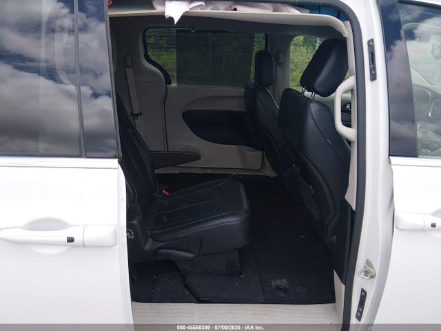 Продаж на аукціоні авто 2020 Chrysler Voyager Lxi, vin: 2C4RC1DG5LR262201, номер лоту: 45588399