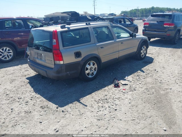 2002 Volvo V70 Xc მანქანა იყიდება აუქციონზე, vin: YV1SZ58D121076031, აუქციონის ნომერი: 45588409