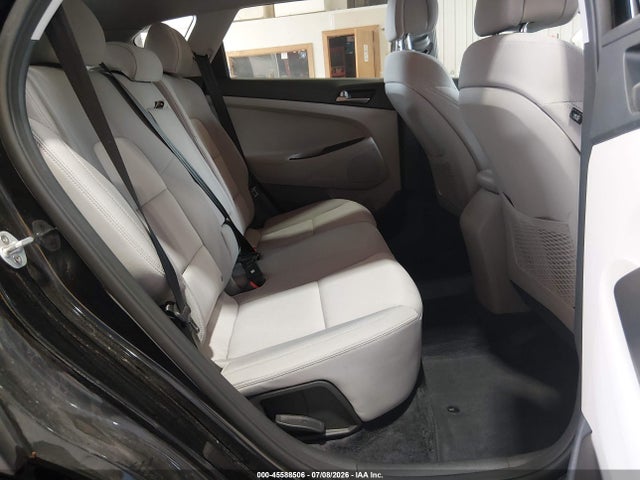 Продаж на аукціоні авто 2018 Hyundai Tucson Se, vin: KM8J2CA4XJU656200, номер лоту: 45588506