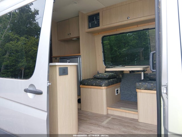 2012 Mercedes-benz Sprinter 2500 High Roof მანქანა იყიდება აუქციონზე, vin: WD3PE8CC7C5624870, აუქციონის ნომერი: 45588554