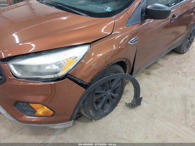 Продажа на аукционе авто 2017 Ford Escape S, vin: 1FMCU0F75HUE13800, номер лота: 45588555