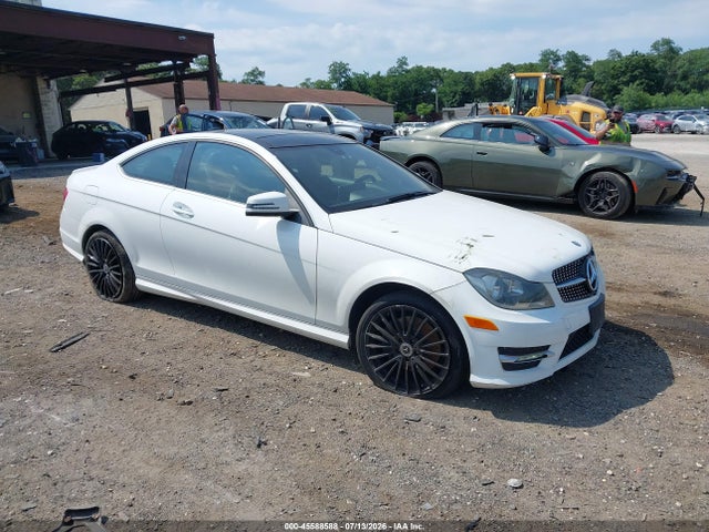 Aukcja sprzedaży 2014 Mercedes-benz C 350 Sport 4matic, vin: WDDGJ8JB2EG215250, numer aukcji: 45588588