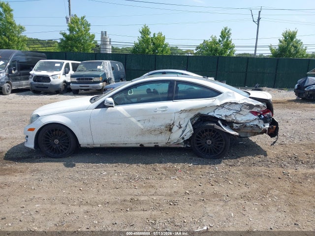 Aukcja sprzedaży 2014 Mercedes-benz C 350 Sport 4matic, vin: WDDGJ8JB2EG215250, numer aukcji: 45588588