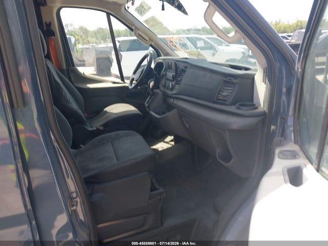 45588601 :رقم المزاد ، 1FTBR3X88LKA72598 vin ، 2020 Ford Transit-250 Cargo Van مزاد بيع