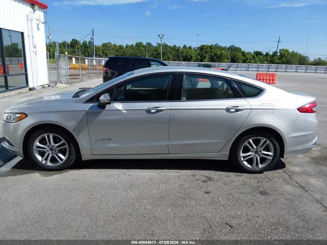 3FA6P0UU0JR279119 Ford Fusion Hybrid S
