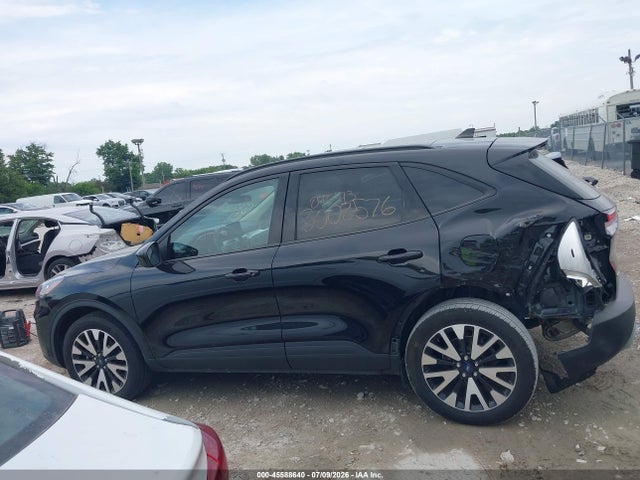 Продаж на аукціоні авто 2020 Ford Escape Se Sport Hybrid, vin: 1FMCU9BZ2LUC10772, номер лоту: 45588640
