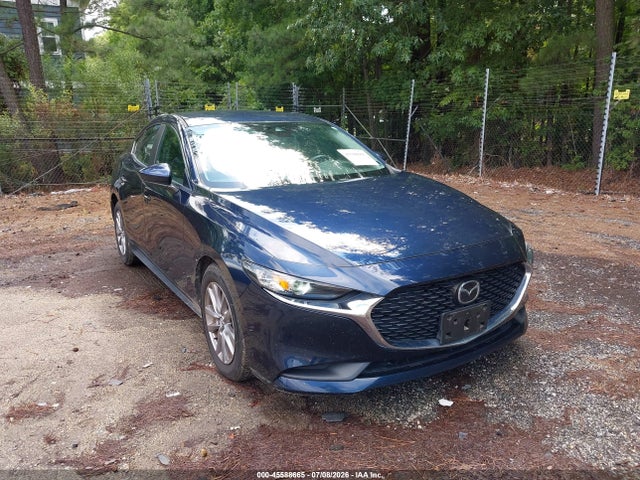 45588665 :رقم المزاد ، 3MZBPAAL7MM203969 vin ، 2021 Mazda Mazda3 مزاد بيع