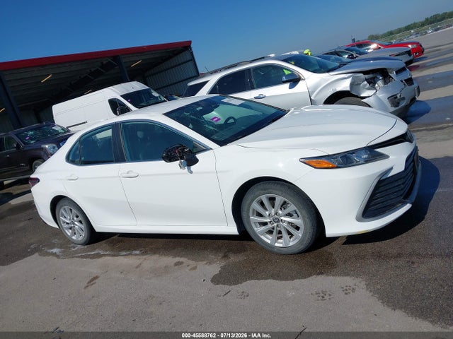 45588762 :رقم المزاد ، 4T1R11BK6RU118841 vin ، 2024 Toyota Camry Le مزاد بيع