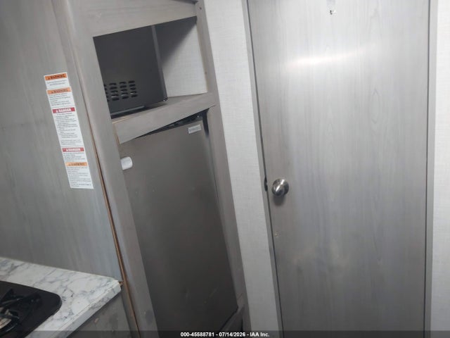 45588781 :رقم المزاد ، 4YDTCMG13NJ946019 vin ، 2023 Coleman Other مزاد بيع