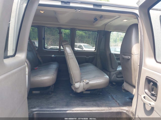 Chevrolet Express 2500 Ls 2019 1GAWGEFG5K1333971 Image 8