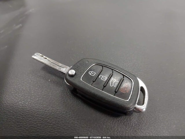 45588850 :رقم المزاد ، KM8J23A43KU881155 vin ، 2019 Hyundai Tucson Se مزاد بيع