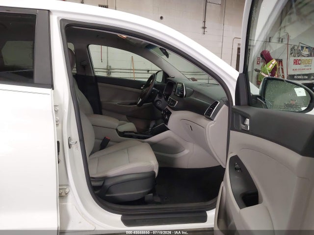 45588850 :رقم المزاد ، KM8J23A43KU881155 vin ، 2019 Hyundai Tucson Se مزاد بيع