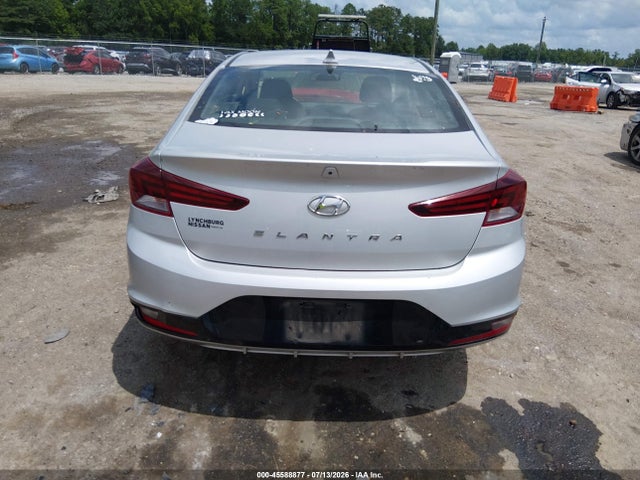 Hyundai ELANTRA SEL 2019 5NPD84LF1KH421099 Image 16