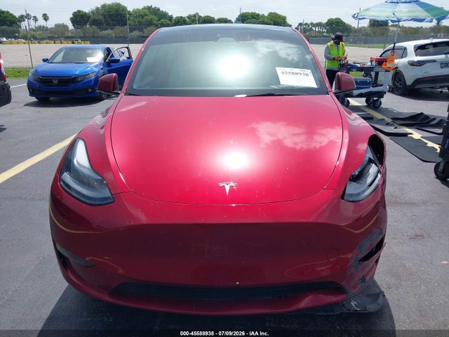 Tesla Model Y 2024 7SAYGDED6RF155977 Image 11