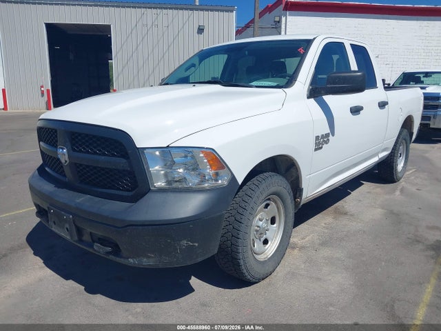 RAM 1500 Classic 2020 1C6RR7FG8LS156572 Image 2