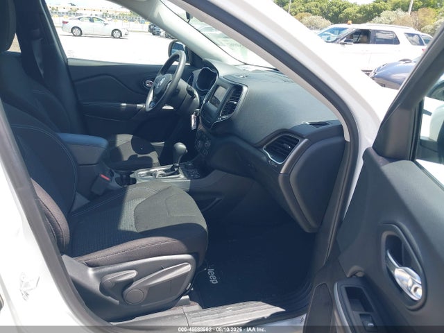 2019 Jeep Cherokee Latitude 4x4 მანქანა იყიდება აუქციონზე, vin: 1C4PJMCB3KD244513, აუქციონის ნომერი: 45588982