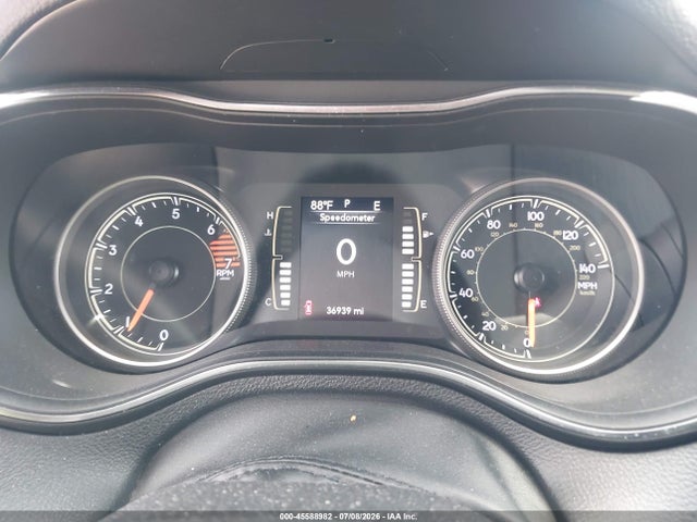2019 Jeep Cherokee Latitude 4x4 მანქანა იყიდება აუქციონზე, vin: 1C4PJMCB3KD244513, აუქციონის ნომერი: 45588982