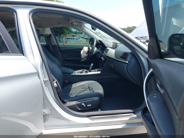 Продаж на аукціоні авто 2017 Bmw 320i Xdrive, vin: WBA8E5G55HNU41332, номер лоту: 45588991