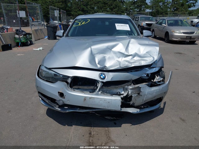 Продаж на аукціоні авто 2017 Bmw 320i Xdrive, vin: WBA8E5G55HNU41332, номер лоту: 45588991