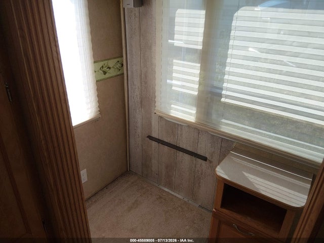 2007 Crossroads 29ck Cruiser 5th Whl Travel Trailer მანქანა იყიდება აუქციონზე, vin: 4V0FC29237E000935, აუქციონის ნომერი: 45589005