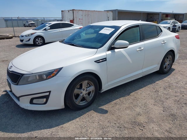 KIA Optima Lx 2015 KNAGM4A71F5664581 Image 2