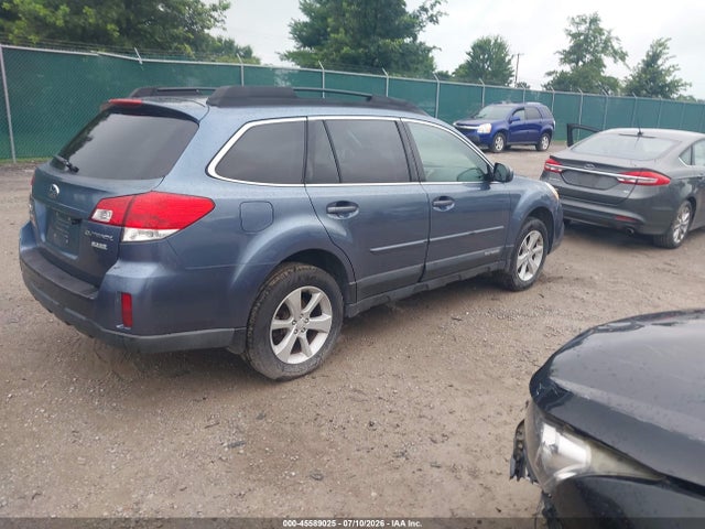 45589025 :رقم المزاد ، 4S4BRBCC5D3228494 vin ، 2013 Subaru Outback 2.5i Premium مزاد بيع