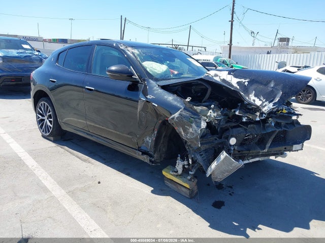 Продажа на аукционе авто 2023 Maserati Grecale Gt, vin: ZN682AVA7P7432251, номер лота: 45589034