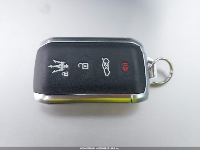 Продажа на аукционе авто 2023 Maserati Grecale Gt, vin: ZN682AVA7P7432251, номер лота: 45589034