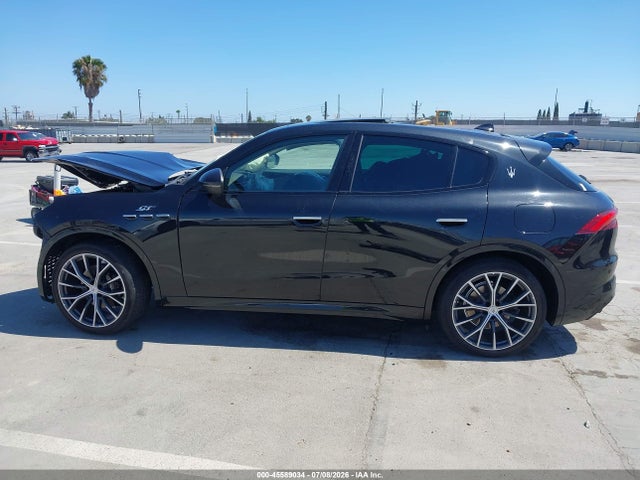 Продажа на аукционе авто 2023 Maserati Grecale Gt, vin: ZN682AVA7P7432251, номер лота: 45589034